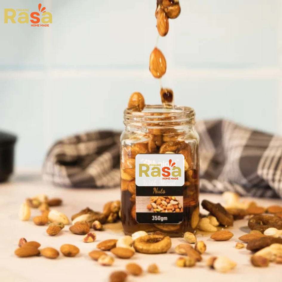 honey with crumbs pure organic – fresh, rich & full of flavor honey with crumbs pure organic – fresh, rich & full of flavor