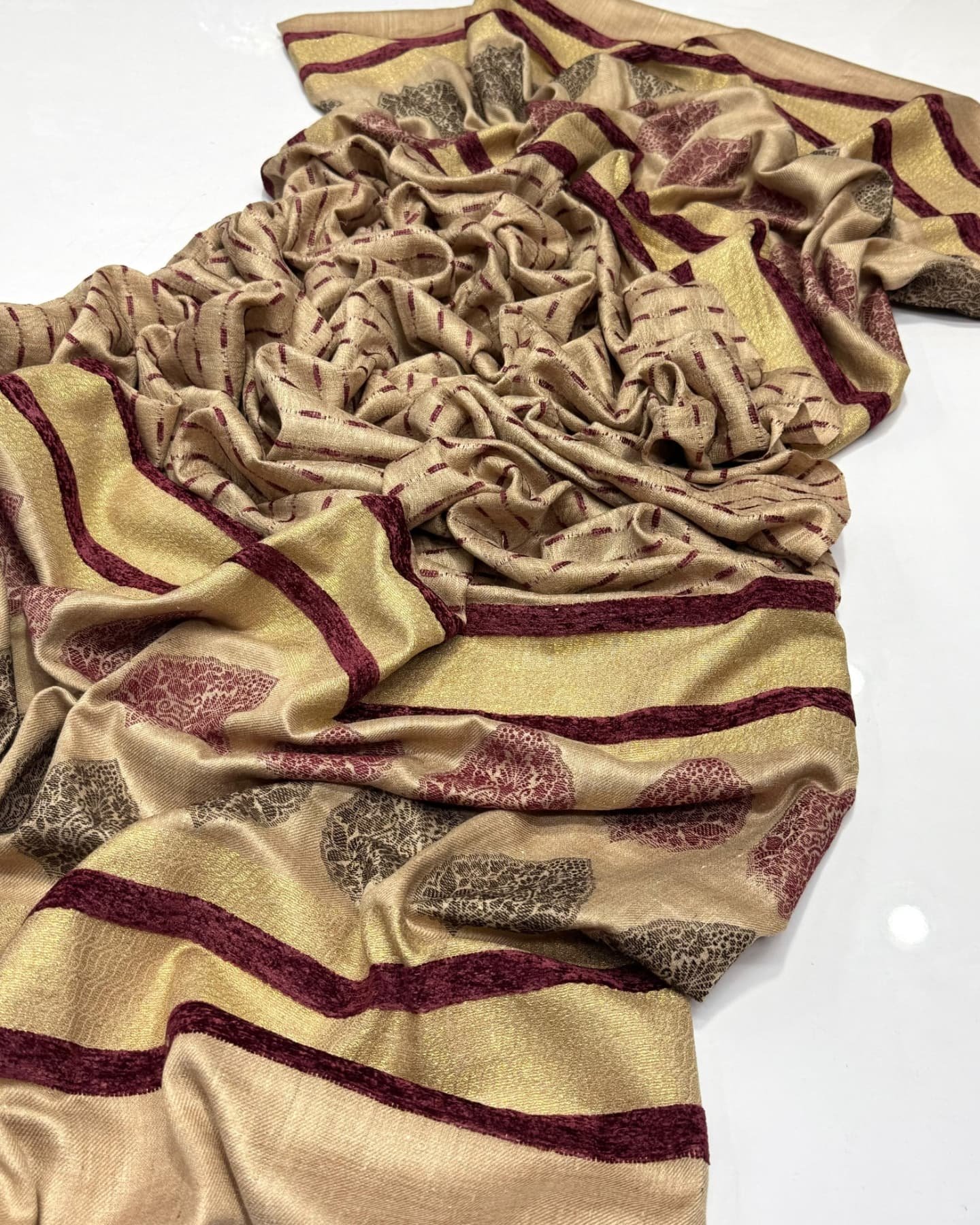 elegant banarasi pashmina shawl with velvet & sequin work – premium quality elegant banarasi pashmina shawl with velvet & sequin work – premium quality